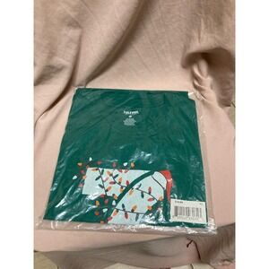 LIMITED EDITION 23 CHRISTMAS HOLIDAY LIGHTS 7-ELEVEN T-SHIRT 711  GREEN Size XL